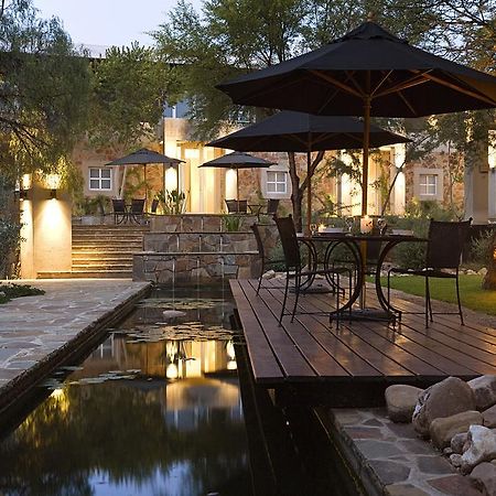 The Village Courtyard Suites & Executive Apartment Windhoek Kültér fotó