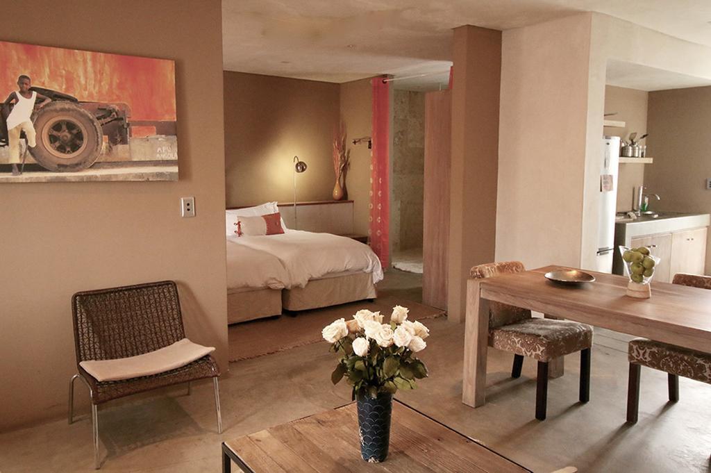 The Village Courtyard Suites & Executive Apartment Windhoek Kültér fotó